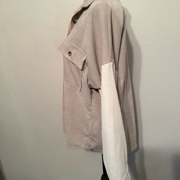 Long sleeve corduroy color block button down top large - Picture 3 of 11